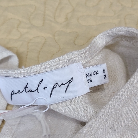 Petal & Pup Layla Linen button front dress size 2 - Picture 6 of 13